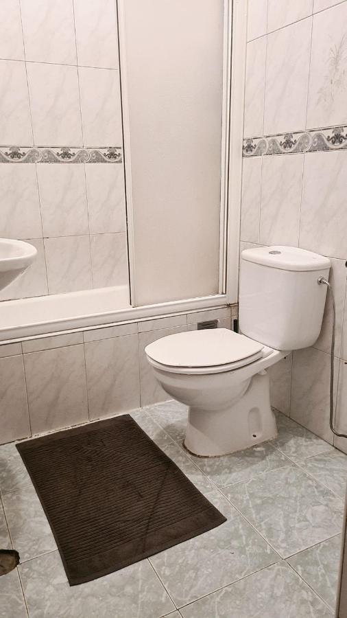 Lovely Room For Rent Odivelas  Bagian luar foto